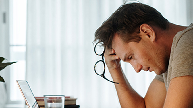 テレワークを利用して分かった。従業員が感じる不安とその解決策を考える