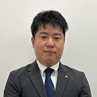 日本調剤株式会社 岸 郁実 氏