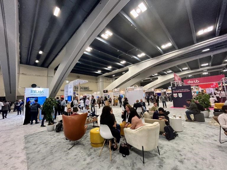 大盛況のExpoの様子(筆者撮影)