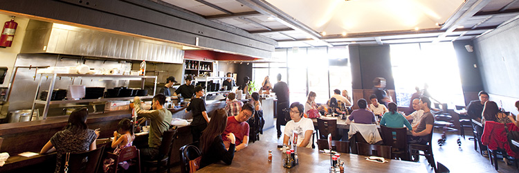 飲食業界を活性化させるAI・映像データによる次世代の集客戦略