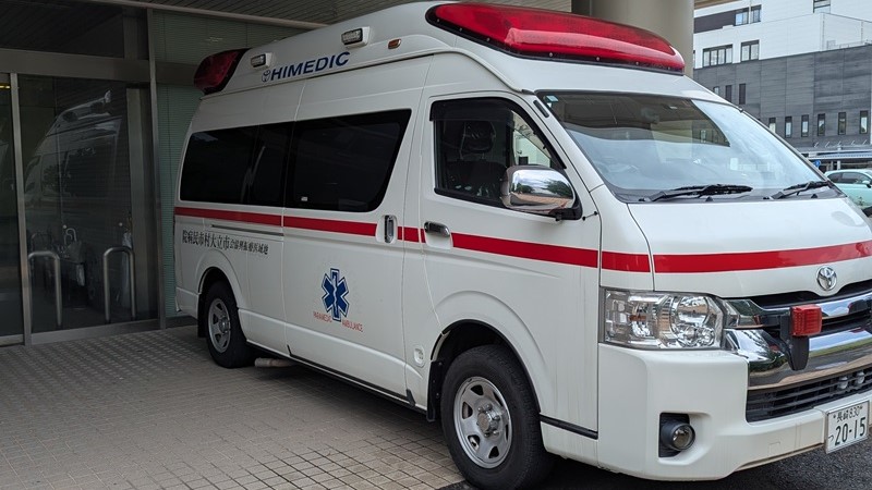 市立大村市民病院のお迎え搬送の救急車
