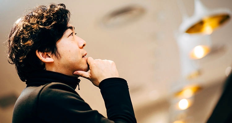 ビービット・藤井保文氏