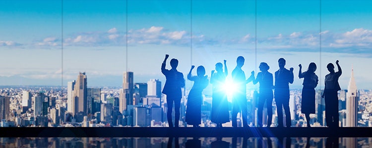 DX成功事例　コマツ産機　梓設計　オプティム