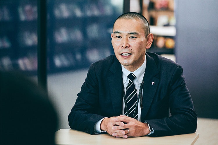 大正大学のスマートユニバーシティ化に取り組む大正大学とソフトバンクのプロジェクトメンバー