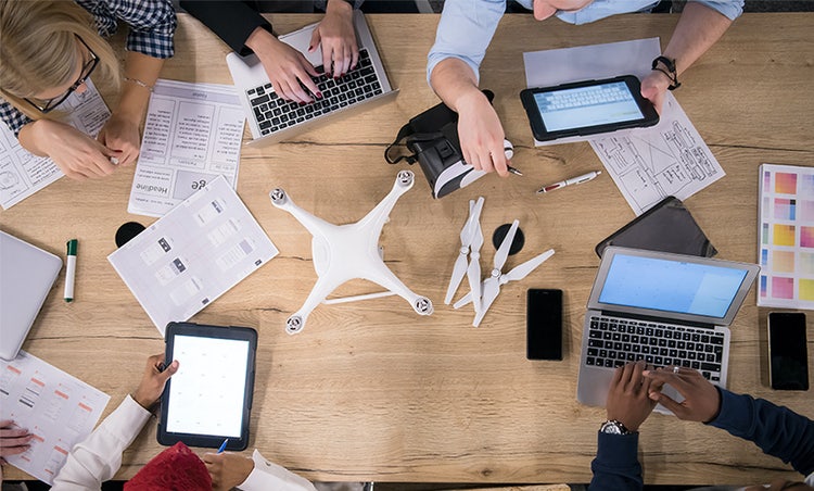 ドローン点検を支える技術