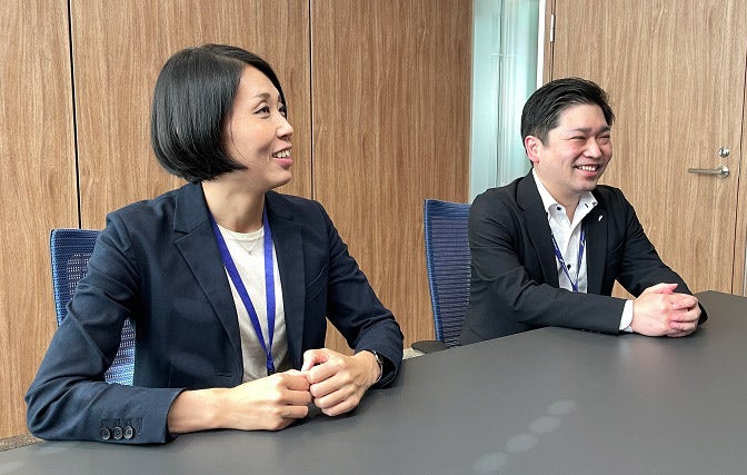 インタビューの様子