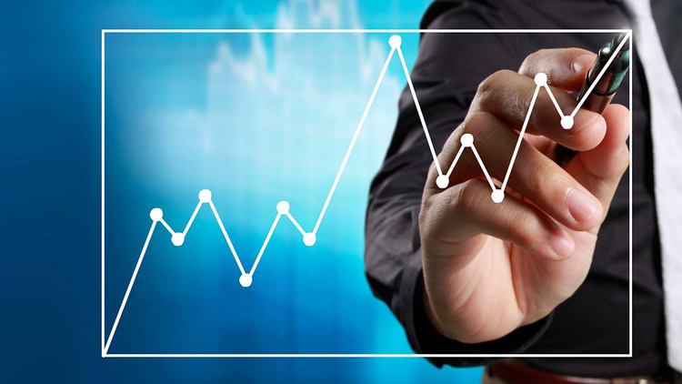 脆弱性を自動で優先順位付けする運用イメージ