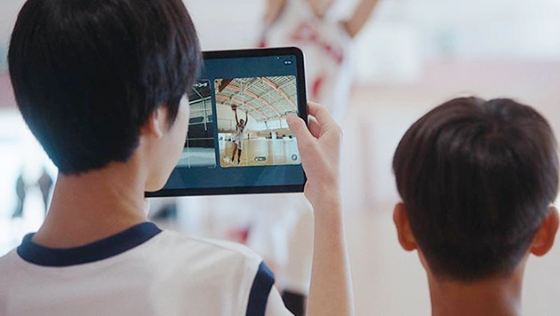 AIスマートコーチを使っている子供の写真