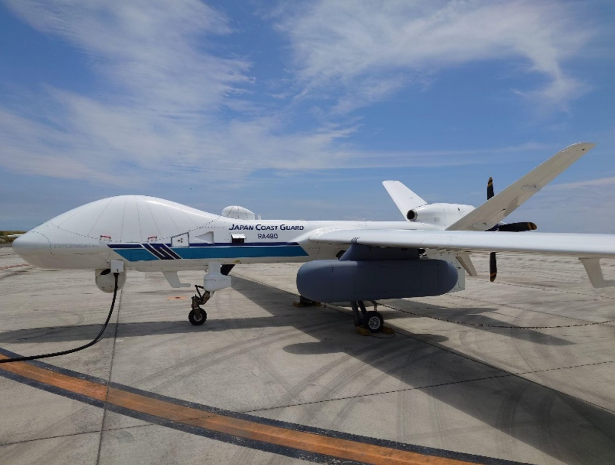 Large RPAS equipped with DRU Pod