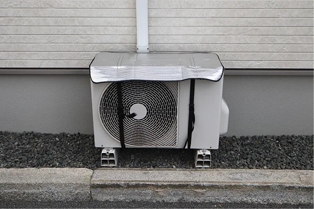 室外機カバーは、上だけ日陰をつくる使い方なら効果が期待できます