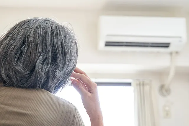 エアコンをつけっぱなしにする際、電気代以外で注意すべきポイント