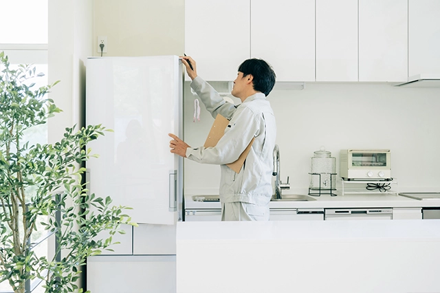 購入前には冷蔵庫の外寸サイズやキッチンのスペースを確認しよう