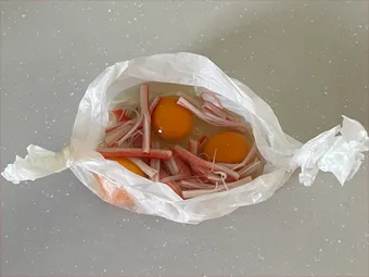 カニカマ入り蒸し玉子のつくり方