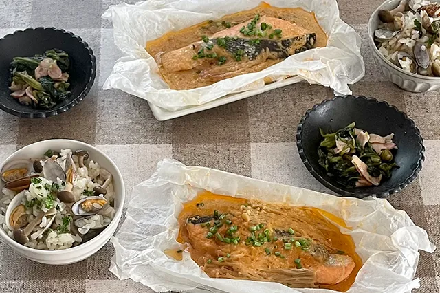 炊飯器でまとめてつくる！あさりのピラフ風炊き込みご飯と副菜2品