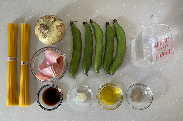 ホットプレートで作る新玉ねぎとそら豆の和風春パスタのつくり方 その1