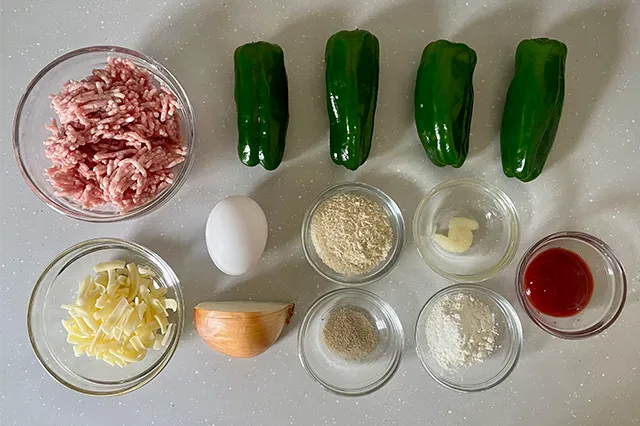 ピーマンの肉詰めチーズ蒸しのつくり方 その1