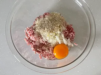 ピーマンの肉詰めチーズ蒸しのつくり方 その2