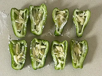 ピーマンの肉詰めチーズ蒸しのつくり方 その4