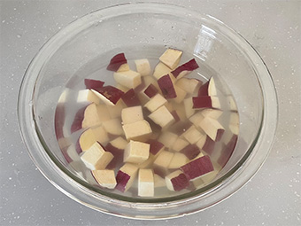 さつまいもの食べるミネストローネ つくり方1