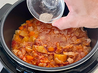 さつまいもの食べるミネストローネ つくり方5